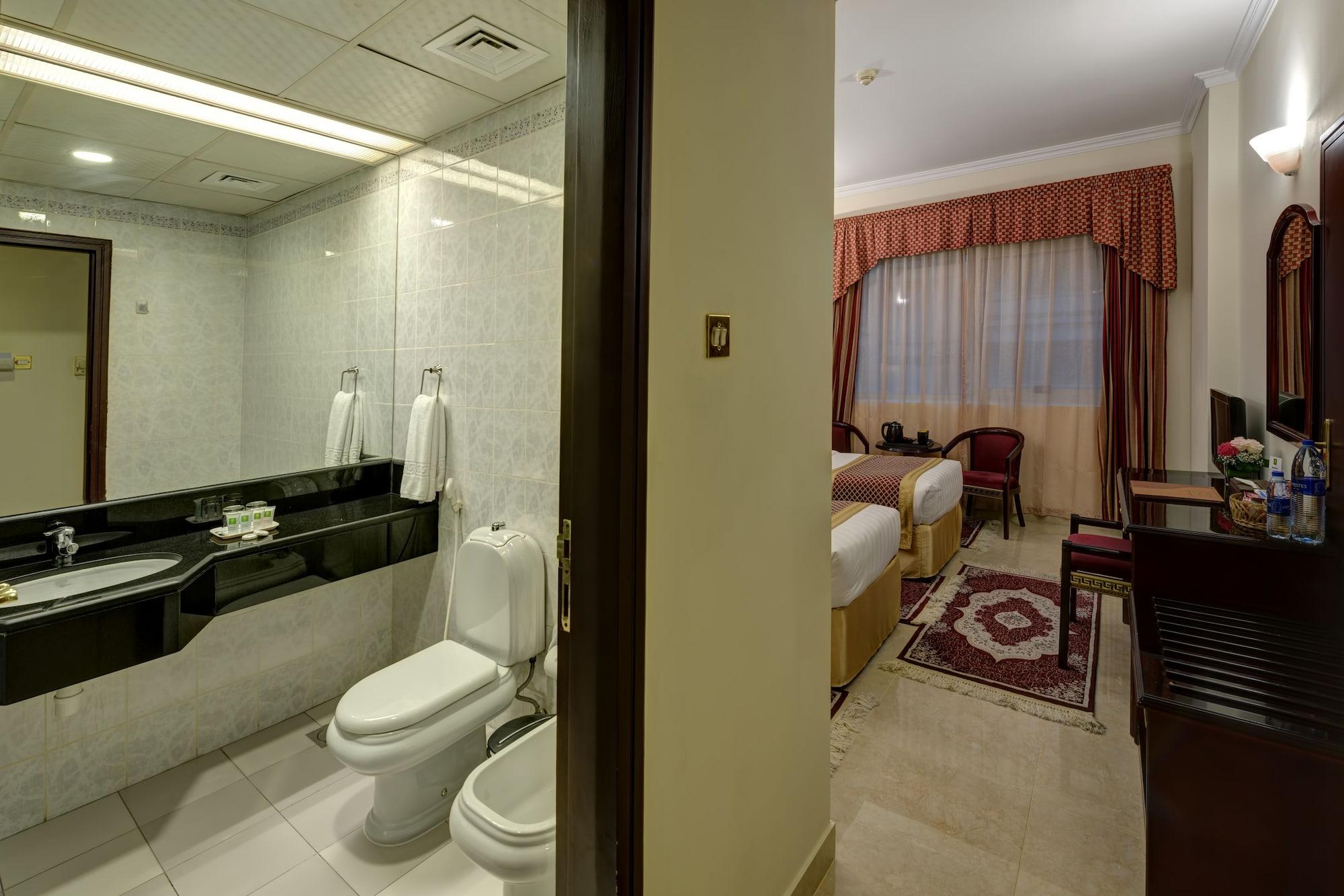 Comfort Inn Hotel Deira Dubái Exterior foto